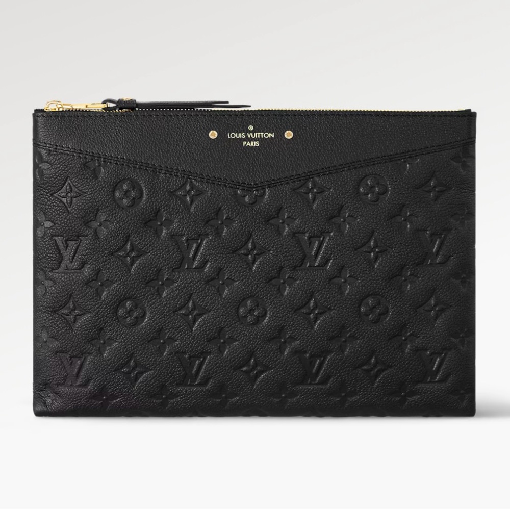Louis Vuitton Monogram Daily Pouch - Black - Clutch